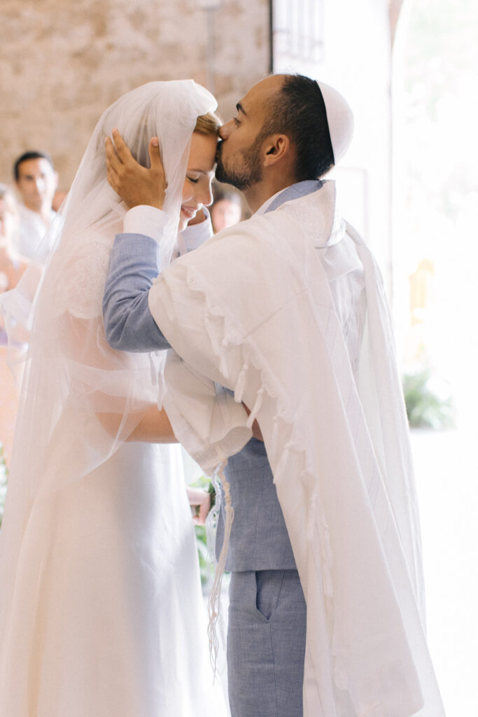 cérémonie de mariage en corse couple