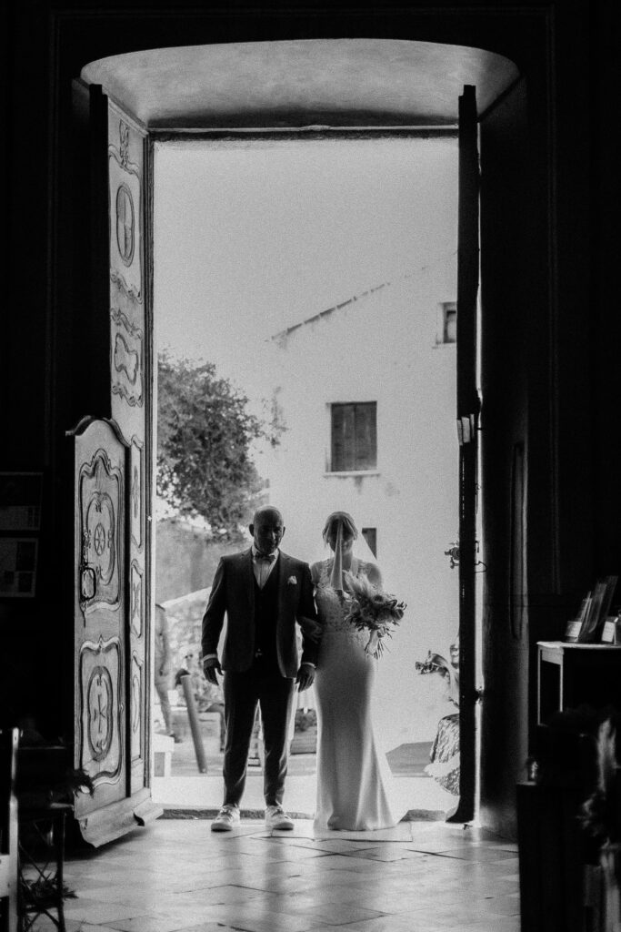 cérémonie de mariage en corse église