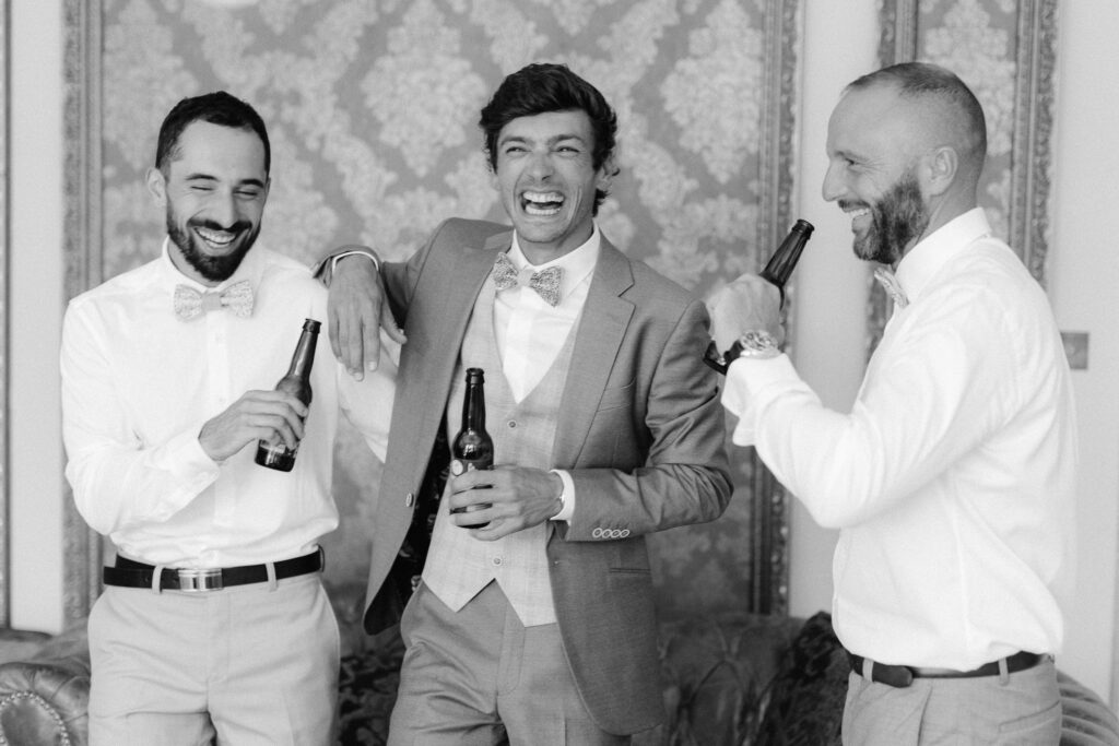 photos préparatifs du marié