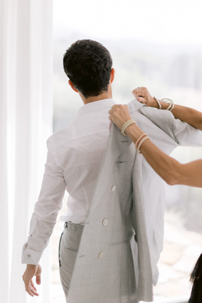 photos préparatifs du marié